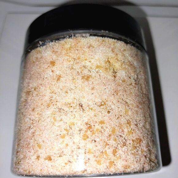 Hand crafted natural Brown Sugar Snicker doddle Emulsified sugar scrub - Picture 3 of 11
